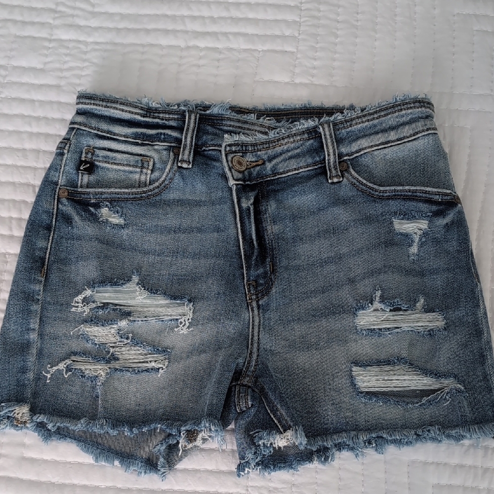 Kancan Women Shorts. Size 27